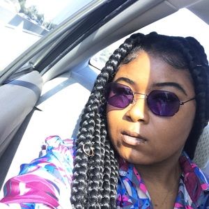 Meet your Posher, Danetta